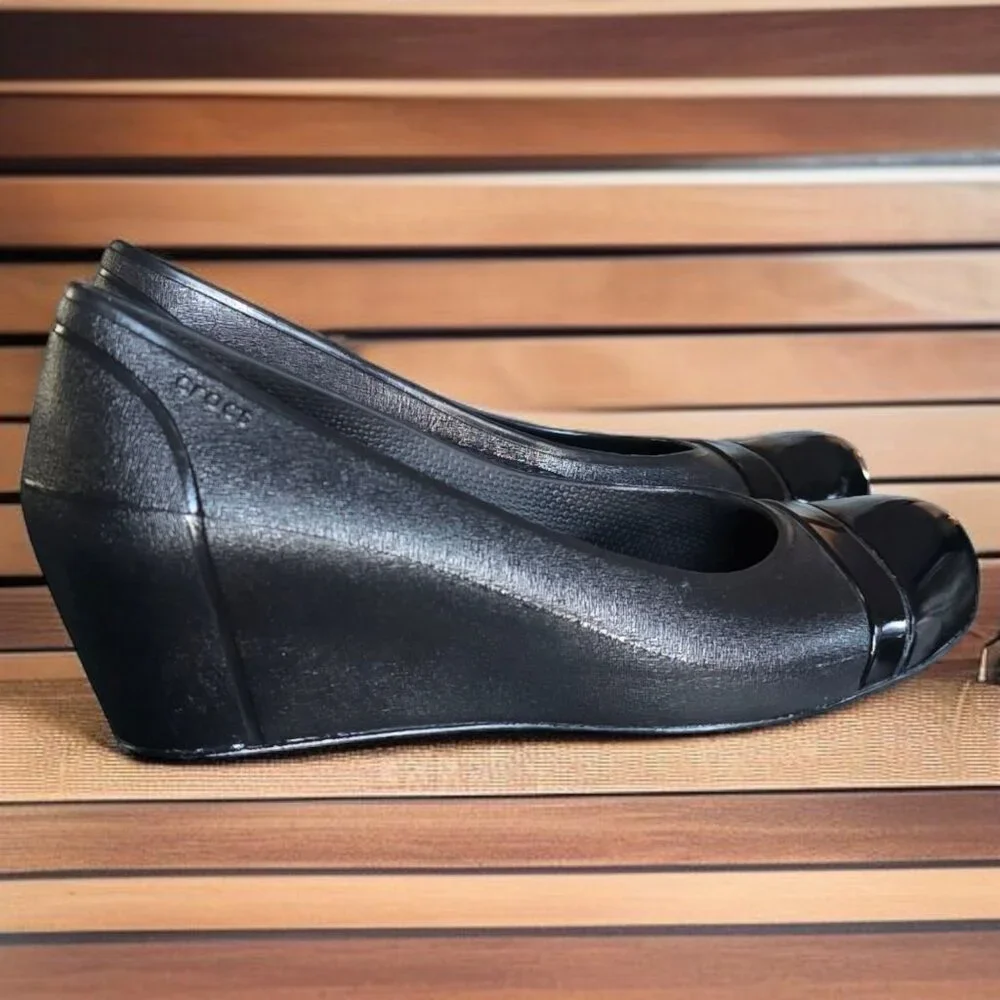 CROCS Black Wedge Pumps with Patent Toe Cap